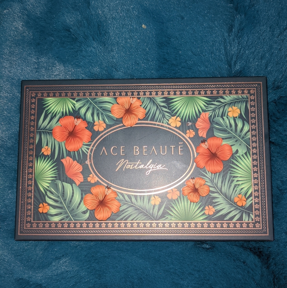 Ace Beaute Nostalgia Palette
